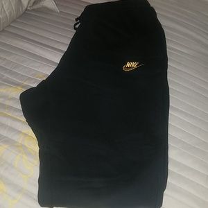 Nike Joggers